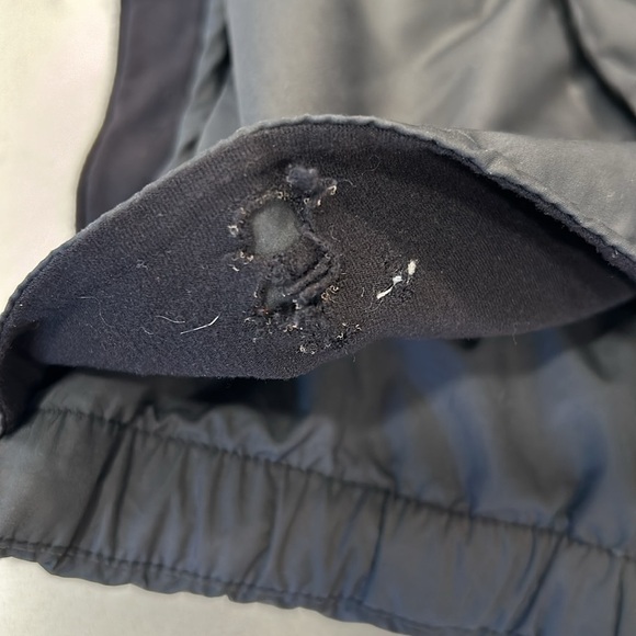 Lululemon Fluffin Awesome Vest Black Puffer Down Women’s - Picture 9 of 16